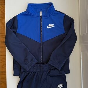 Nike Toddler Blue and Navy Jogger Set